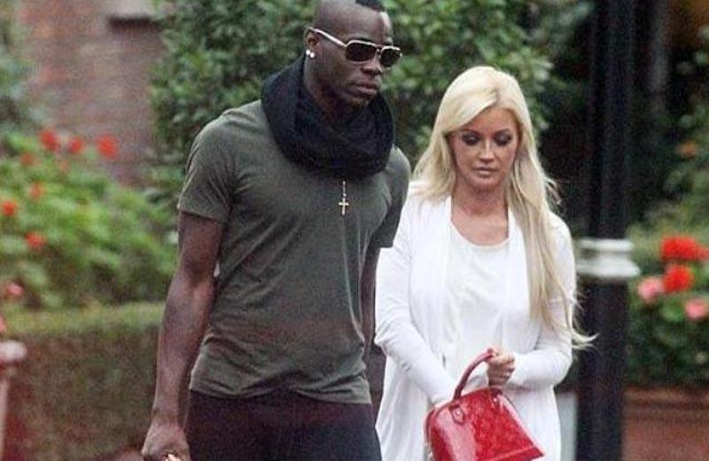 Balotelli ci ricasca. 'Pizzicato' con la pornostar. FOTOGALLERY