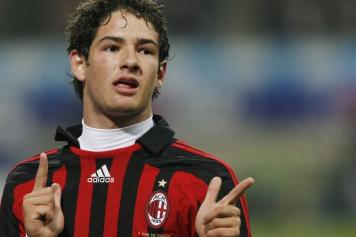 pato.milan.ditaindica.scemo