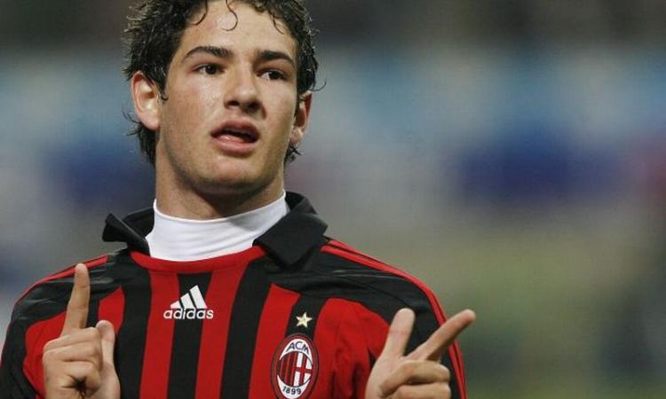 Pato come George Michael ed Elton John