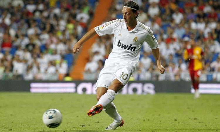 Juve, un tocco di fantasia chiamato Ozil