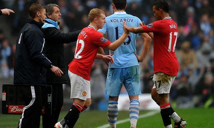 UFFICIALE Scholes torna a giocare con il Manchester United