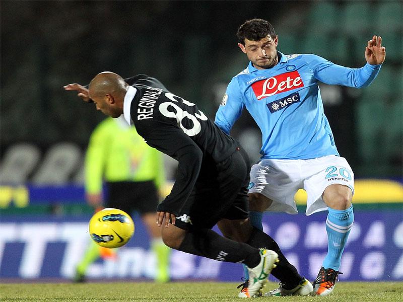 Napoli:| Pronti Aronica, Dzemaili e Dossena