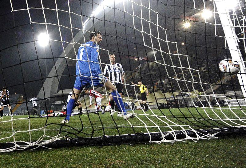 'Handanovic resta all'Udinese'. E l'Inter si tiene Julio Cesar?