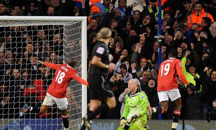 Manchester United, un centrocampista verso l'addio