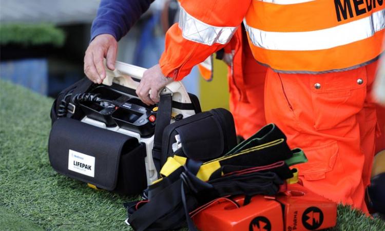 Defibrillatori obbligatori per tutti i club