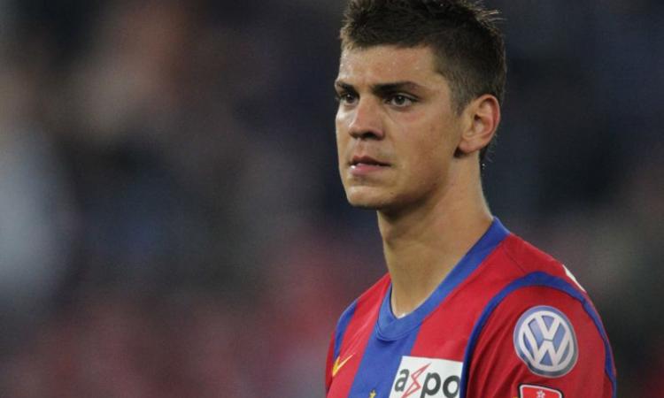 Milan: |Anche lo Zenit su Dragovic