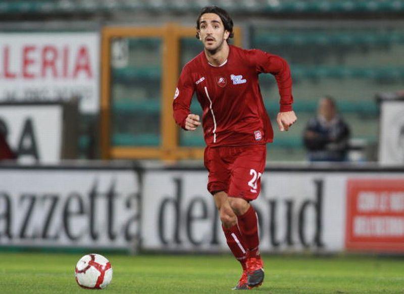 La fidanzata di Morosini si commuove davanti ai tifosi dell’Atalanta VIDEO