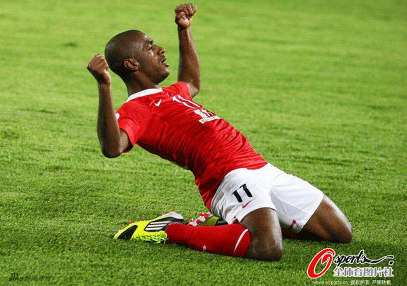 Guangzhou Evergrande: UFFICIALE l'addio di Muriqui