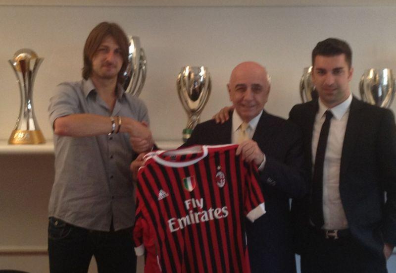 UFFICIALE: Acerbi e Constant al Milan VIDEO 