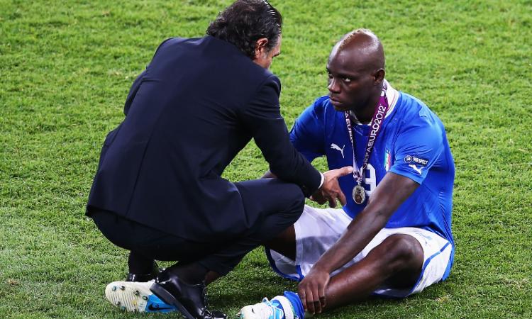 Prandelli si coccola Balotelli aspettando Giuseppe Rossi