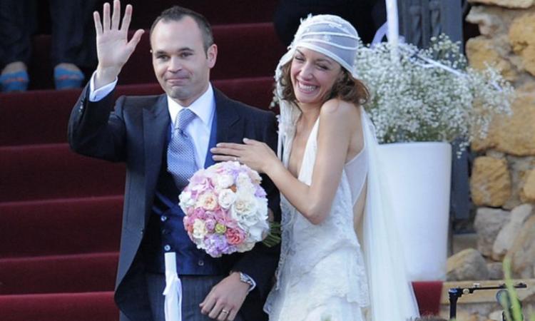 Dramma Iniesta: la moglie ha perso il figlio. Tifosi Barça stretti attorno a loro