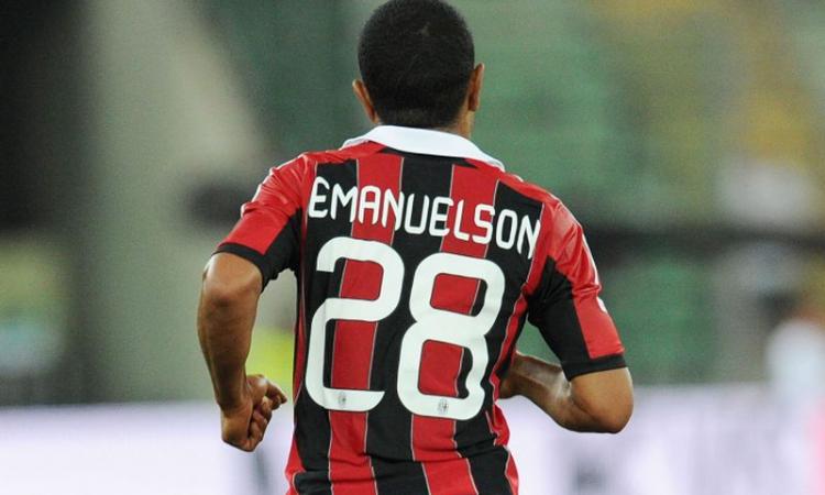 Emanuelson:| 'De Jong frenato dai gialli, sta studiando'