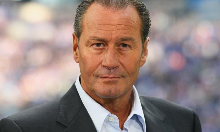 Schalke 04, UFFICIALE: esonerato anche Baum, torna Huub Stevens