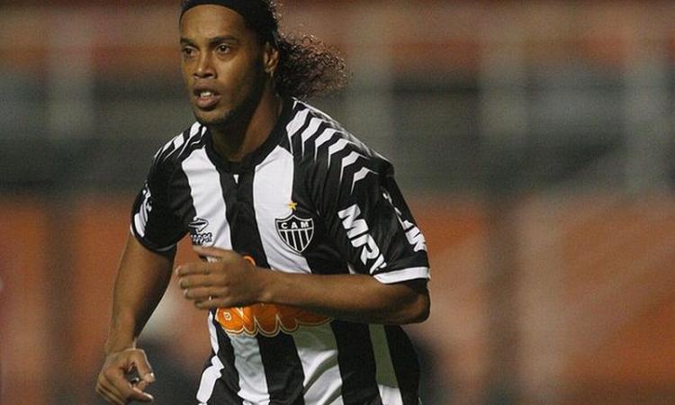 Copa Libertadores:| Ronaldinho protagonista