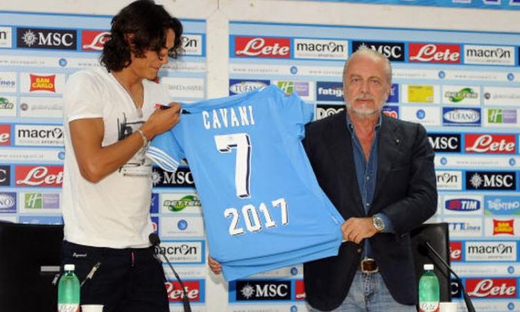 Napoli, De Laurentiis:| 'Non posso incatenare Cavani'