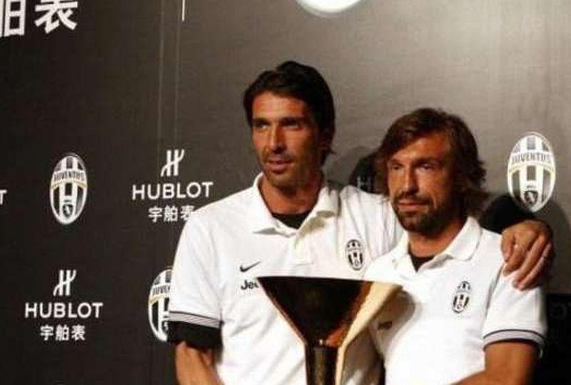 Buffon, il saluto a Pirlo: 'Amico mio, hai reso possibile l'impossibile'