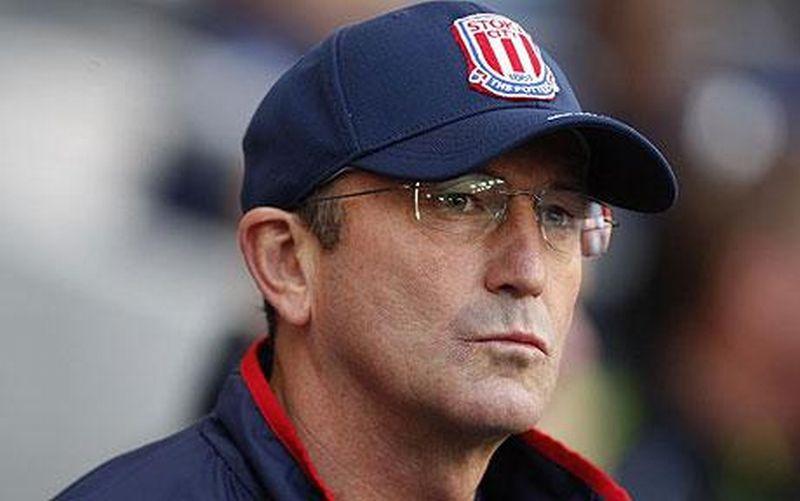 Stoke City: il tecnico Pulis ai saluti