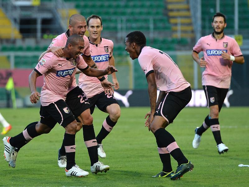 Palermo:| Rios assente per un guasto aereo