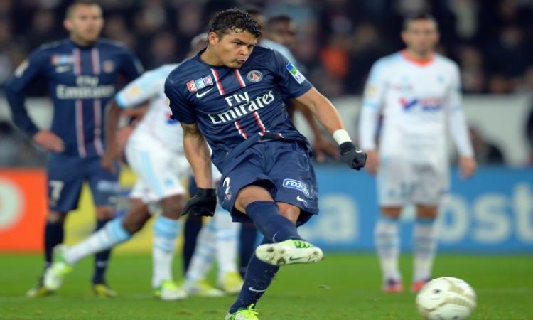 Psg, Thiago Silva: 'Ho rifiutato il Barcellona solo per soldi'