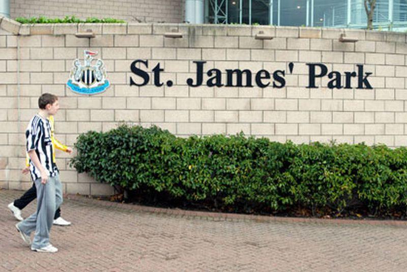 VIDEO Newcastle:| Lo stadio torna St James' Park