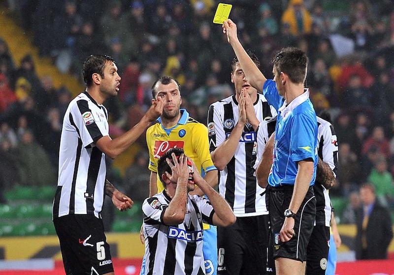 Milan, Atalanta, Siena, Samp in rivolta: ma Nicchi dice arbitri ok. Vive su Marte. 