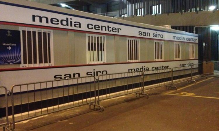 Milano, la sala stampa è un container: ma quale finale di Champions! FOTO