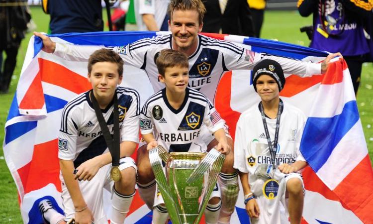 Psg, UFFICIALE: Beckham maglia 32