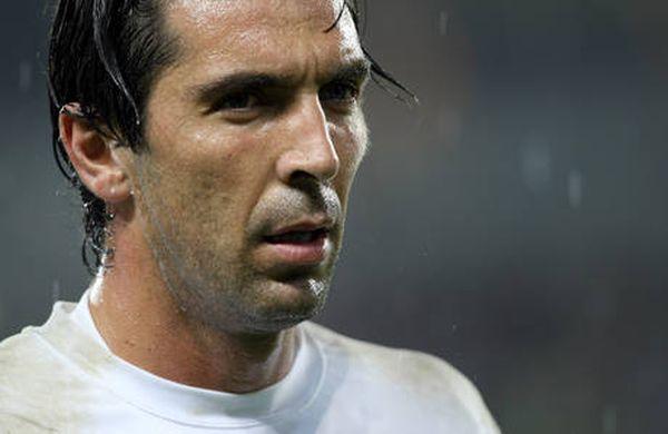 Juve, Buffon: 'Aiutini? Chiacchiere in bocca a chi non vince'