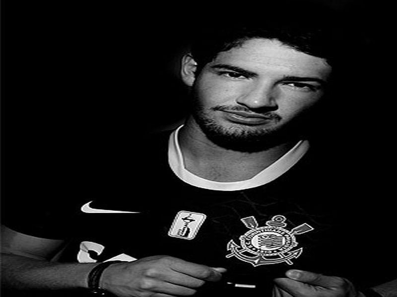 Pato, commosso addio al Milan VIDEO