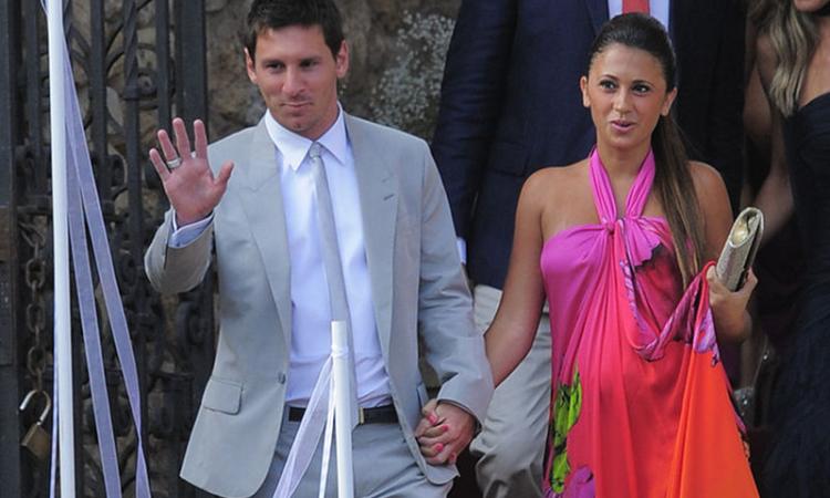 Antonella Roccuzzo: bella e discreta, perfetta per Messi FOTOGALLERY