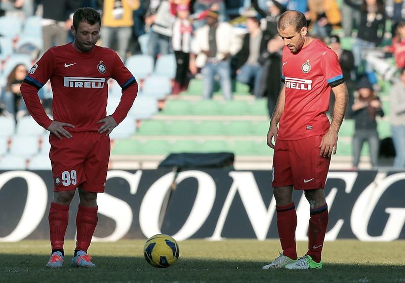 Milito e Cassano ko: l'attacco dell'Inter in mano ai 'vice' Palacio e Rocchi 