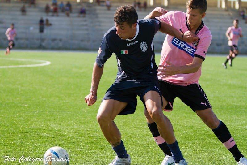 Palermo, assalti respinti: Monteleone resta