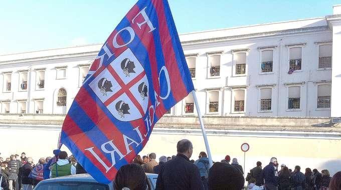 Astori, anche la sua Sardegna lo piange: un pezzo di vita del Capitano