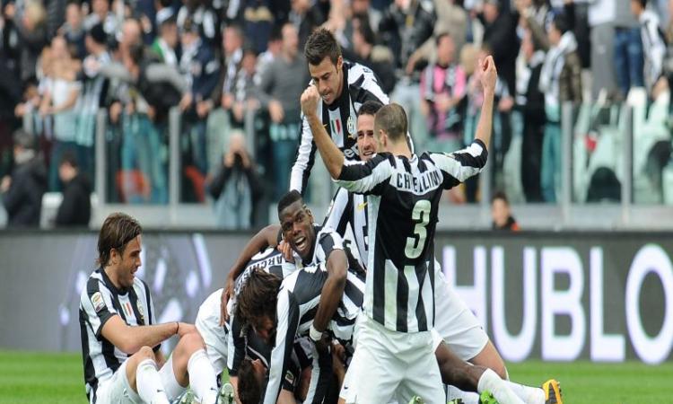 Serie A: Giaccherini, gol scudetto. Crollano Napoli, Inter e Lazio