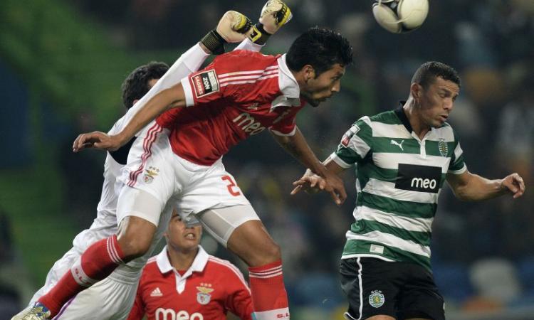 Manchester United:| Garay si propone