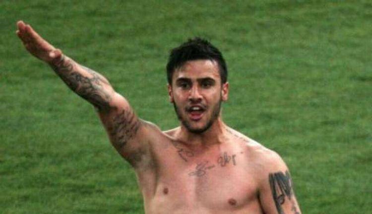 Grecia, Katidis esulta con saluto nazista: escluso a vita dalle nazionali