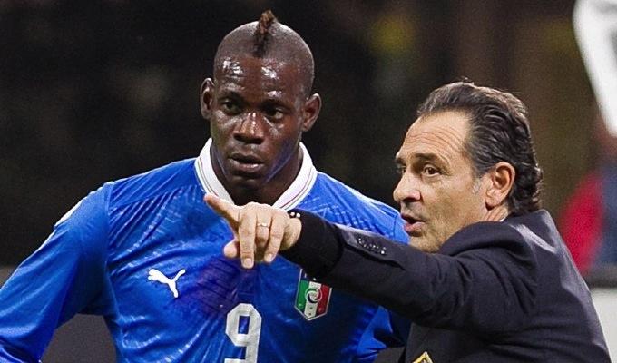 Prandelli: 'Avanti con Balotelli ed El Shaarawy. Dubbio Cerci-Giaccherini' VIDEO