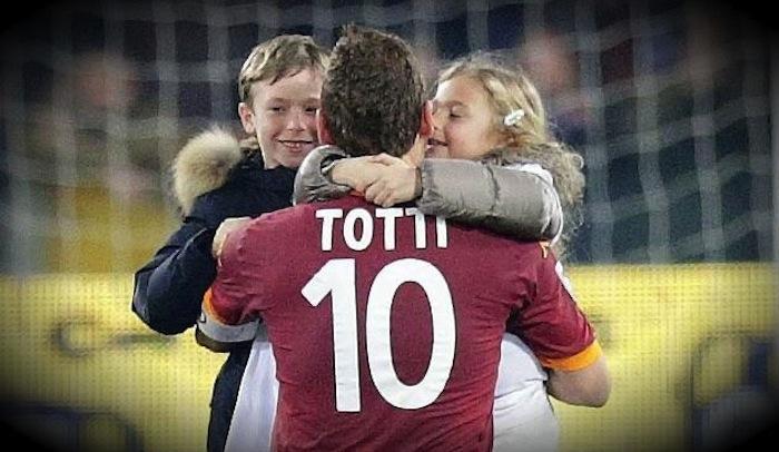 Buffon ha ragione: Totti è sempre uno da Nazionale. Speriamo ci torni