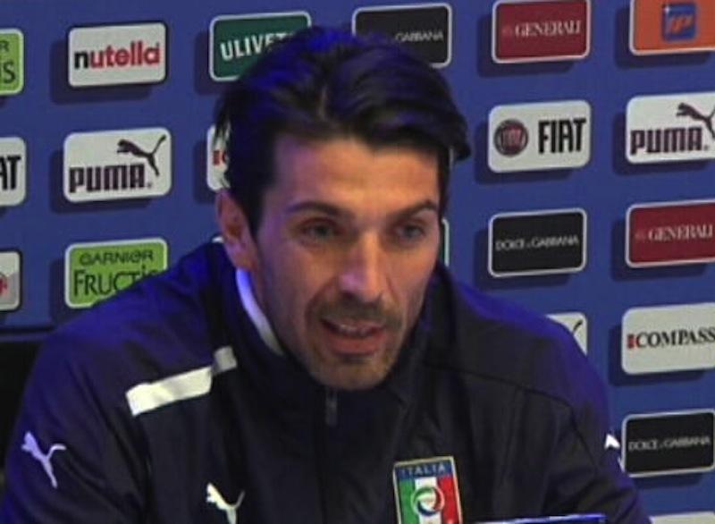 Caso Buffon: tutti gli azzurri fanno muro