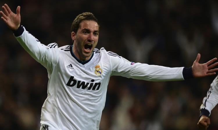 Juve, il Real annuncia: 'Higuain partirà'