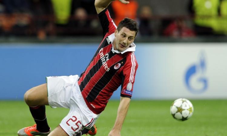 Milan, Bonera: 'E' vero, ho parlato con la Juve'