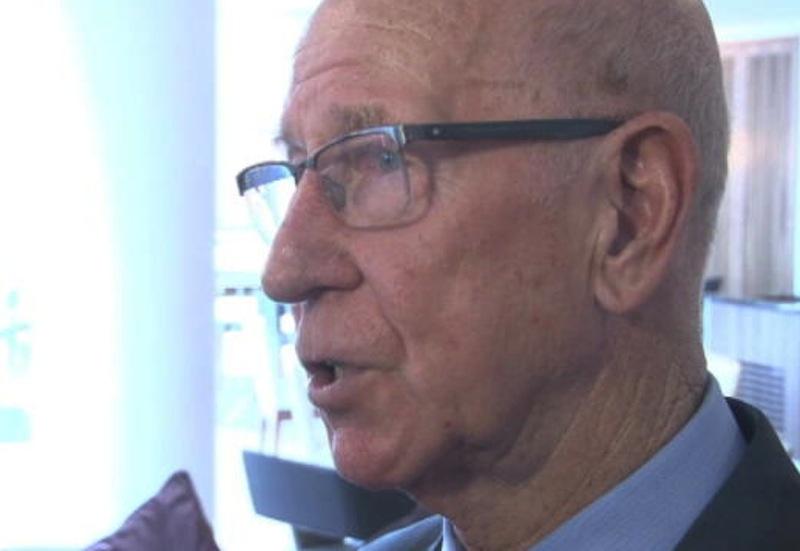 Bobby Charlton compie gli anni VIDEO