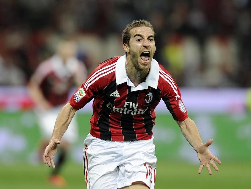 Milan, presi Poli e Honda. Flamini rompe