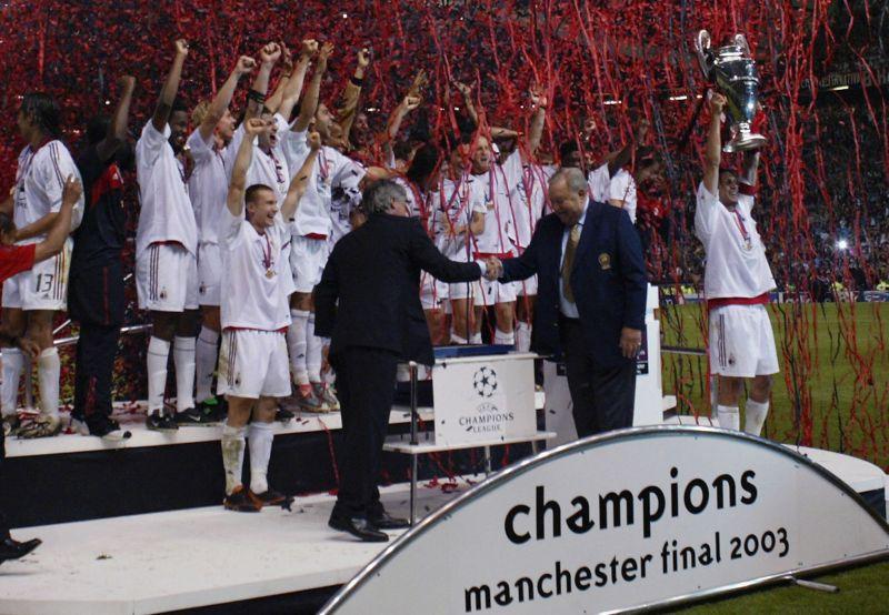 Milanmania: ai preliminari di Champions come nel 2002 e nel 2006