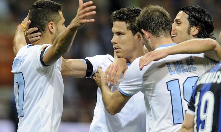 Hernanes: 'Io via dalla Lazio? Qualche chiacchierata...'