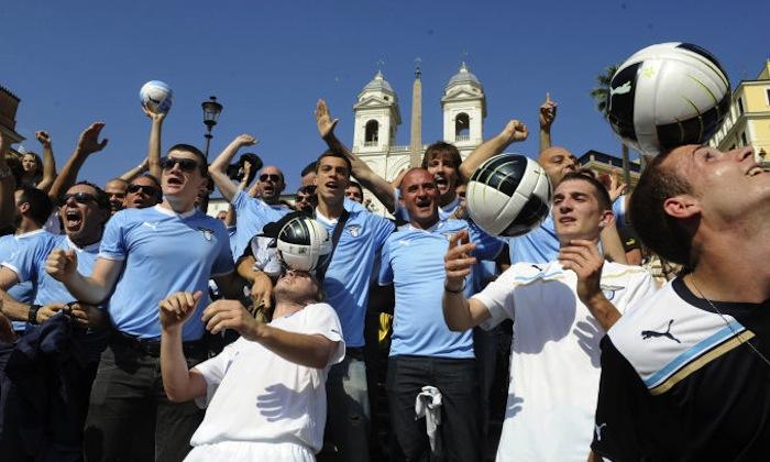 Lazio scatenata: oltre 3 mila tifosi alla presentazione della maglia