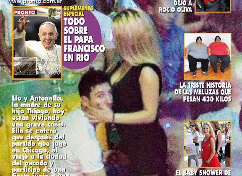 Messi con la spogliarellista, il padre di Leo: 'La foto è falsa'