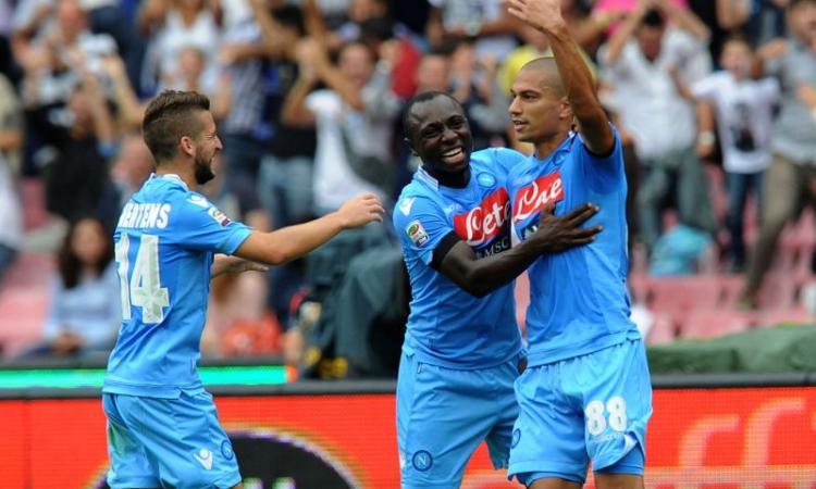 Napoli: anche l'Arsenal su Inler