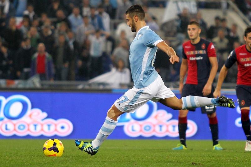 Napoli, c'è un piano per arrivare a un perno della Lazio