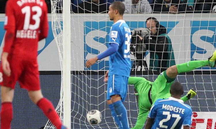 Bayer Leverkusen: Kiessling rinnova